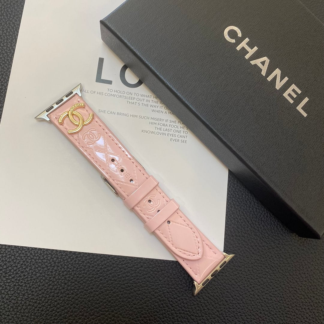 Bracelet Apple Watch en cuir brillant avec logo métallique de luxe