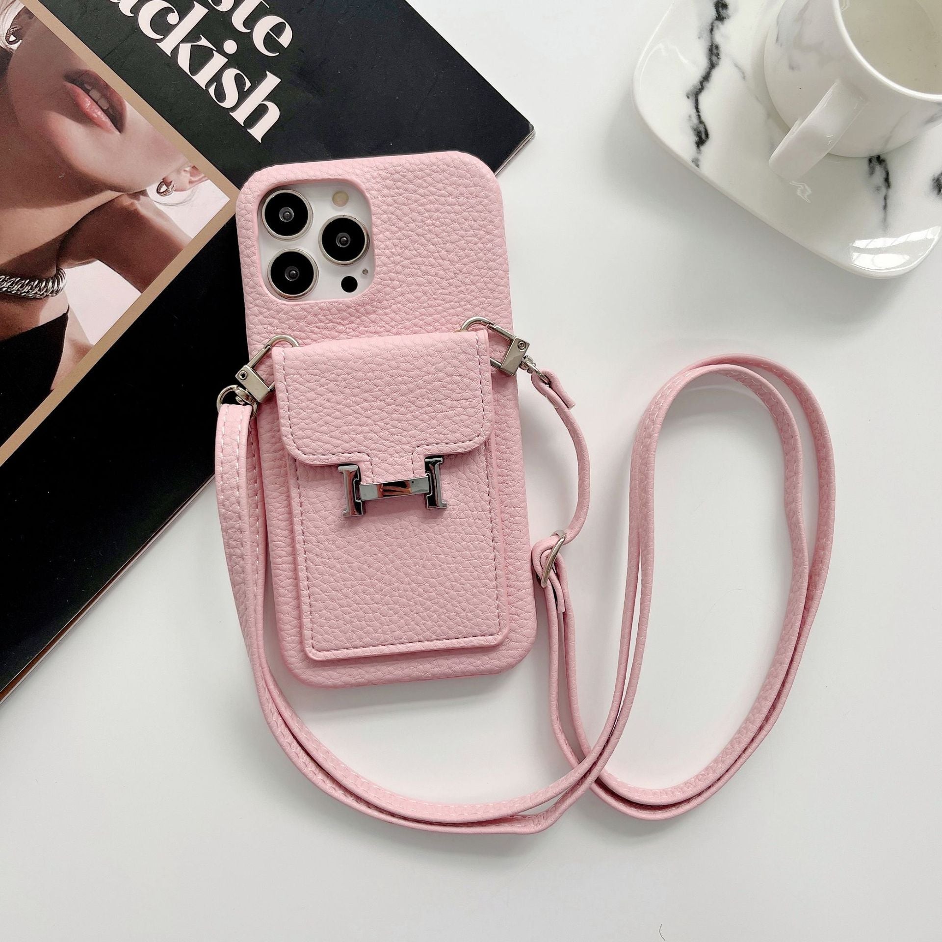 Étui iPhone en Cuir avec Chaîne Porte-cartes H