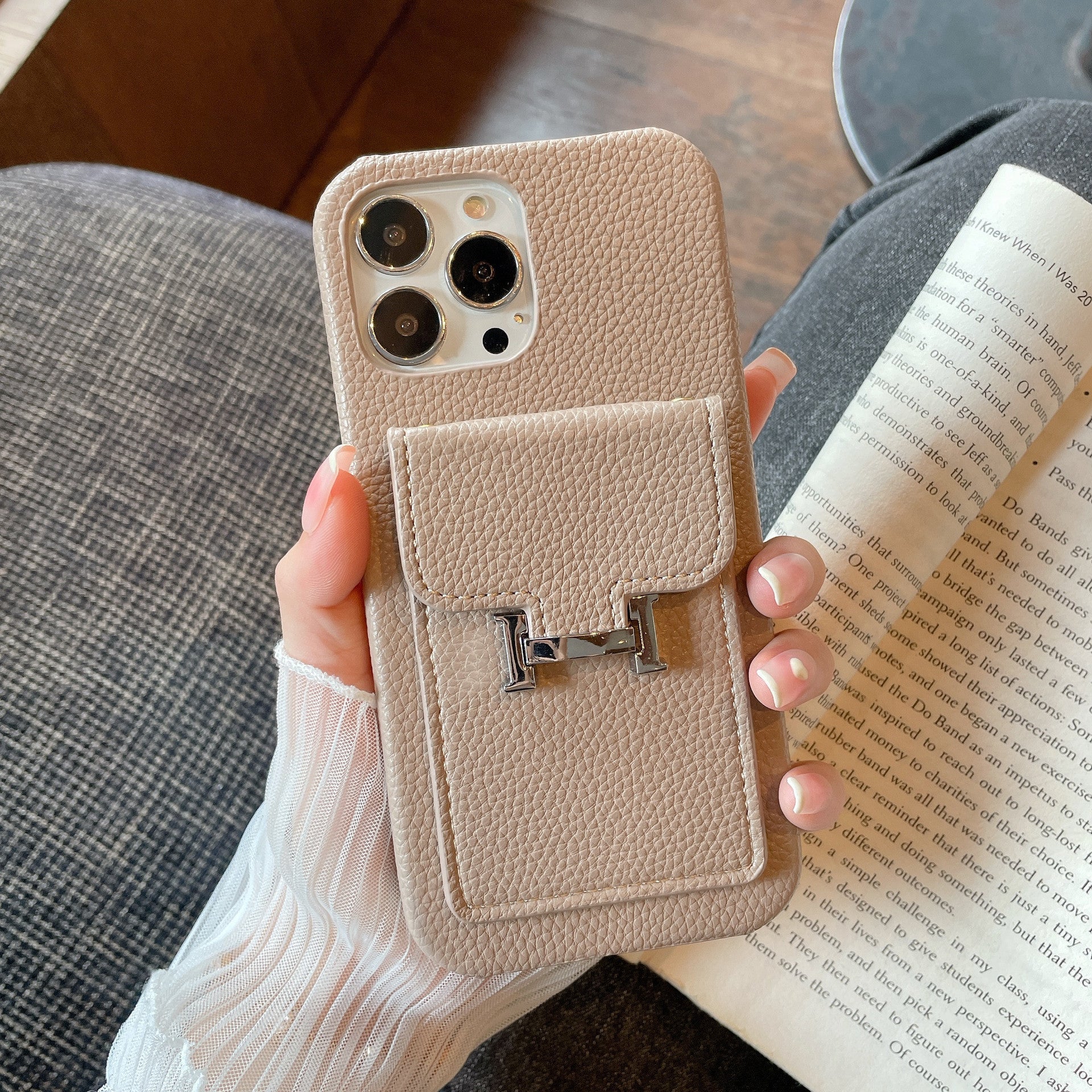 Pouzdro na iPhone z kůže H Card Holder