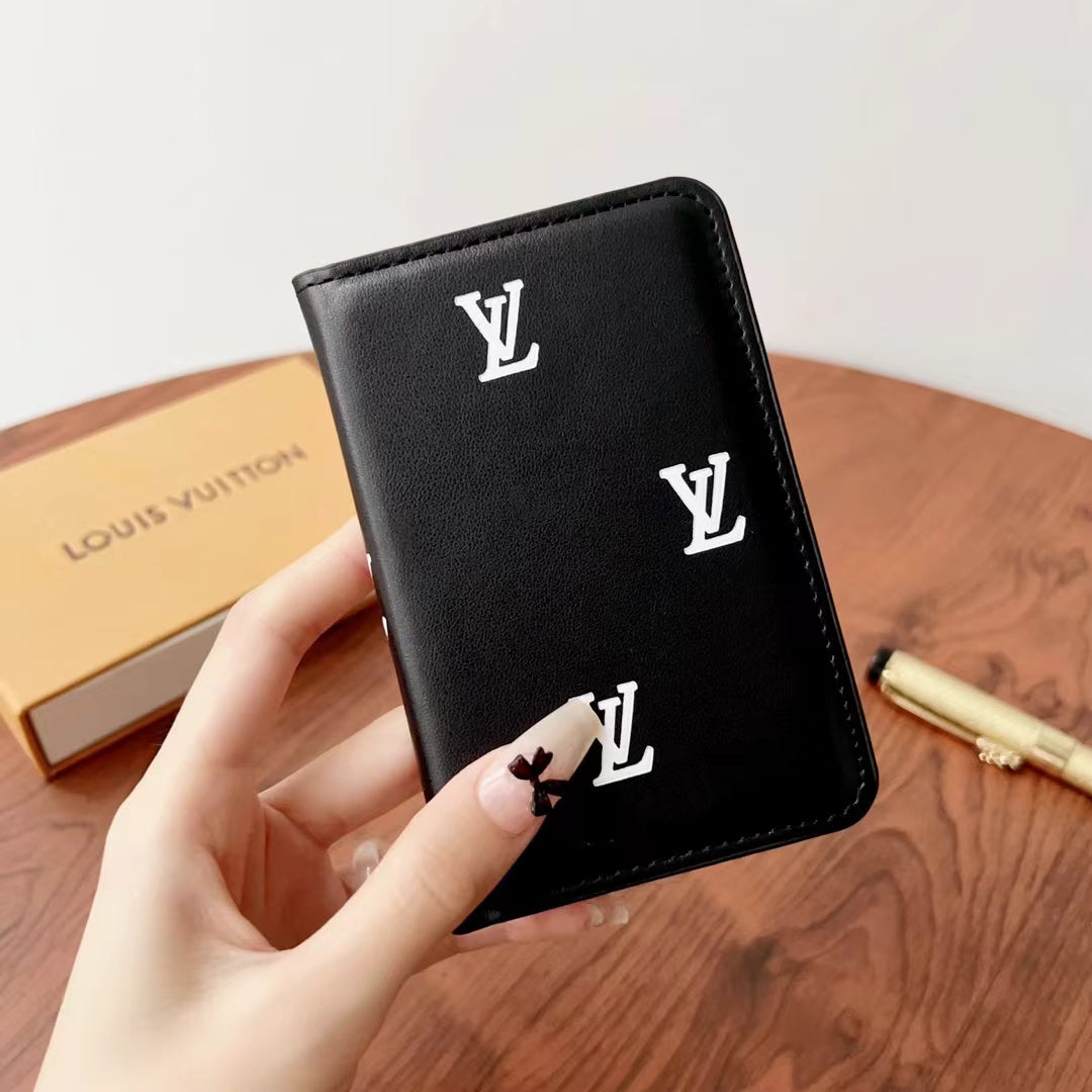 Élégants Portefeuilles Damier et Monogram LV
