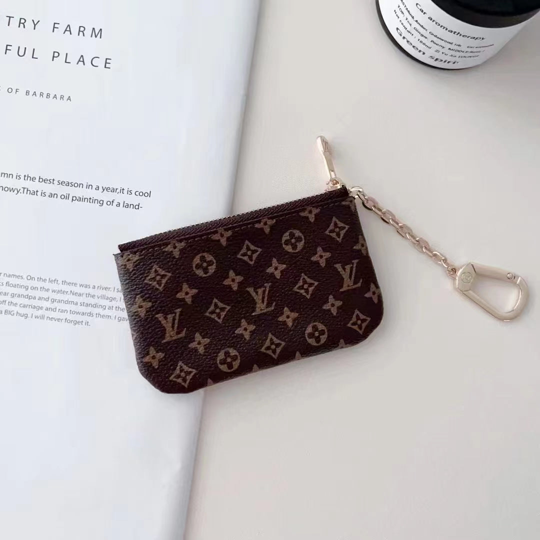 Collection de porte-monnaie de luxe monogrammés, inspirés de LV, avec clip-chaîne