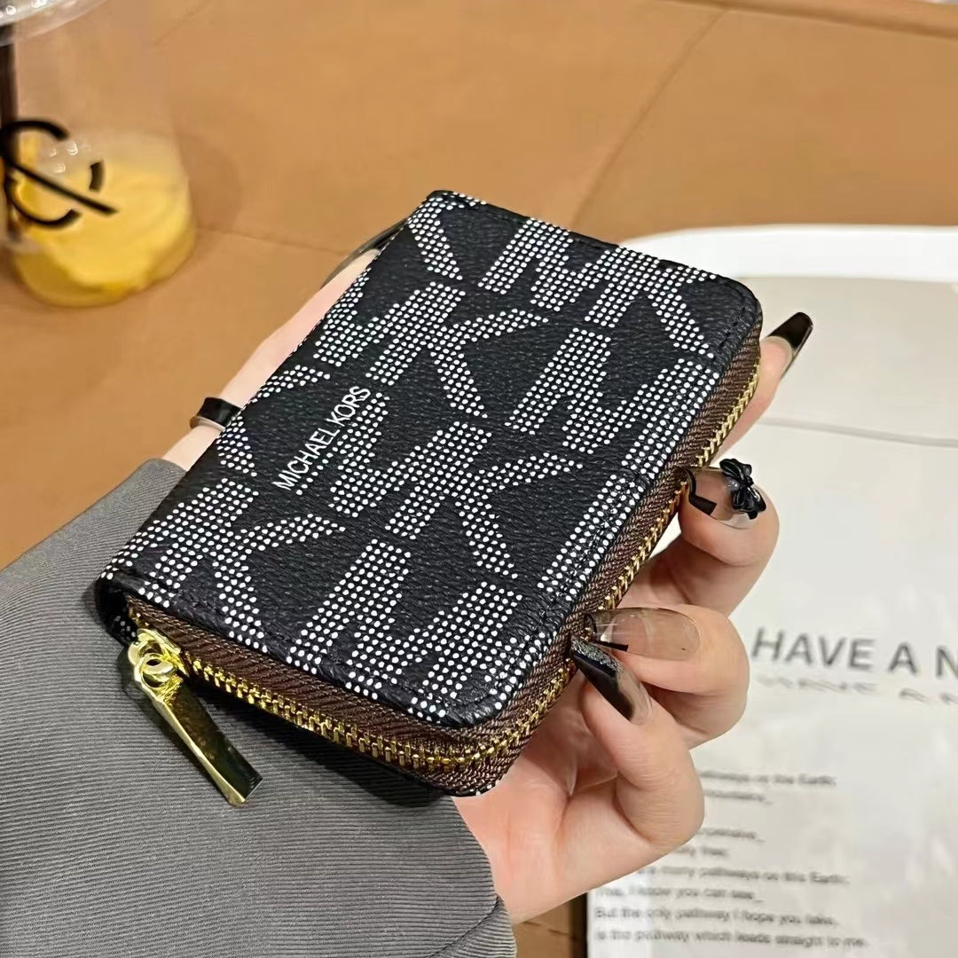 Collection de portefeuilles zippés de luxe inspirée de MK & CO