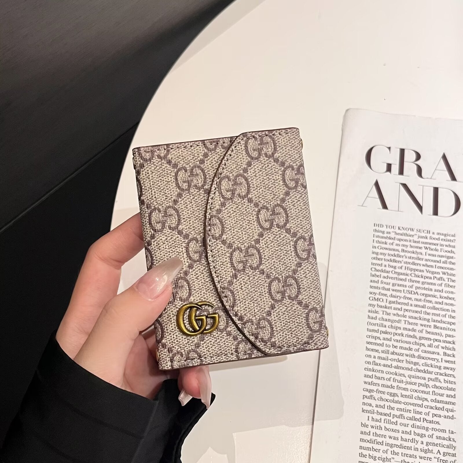 Collection de portefeuilles compacts à monogramme d'inspiration LV et GG de luxe