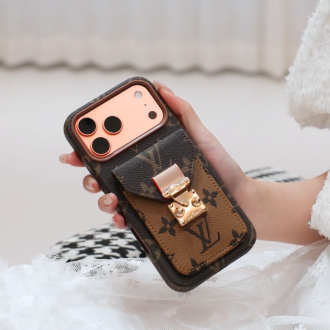 Étui iPhone en cuir avec poche pour cartes, inspiré du luxe
