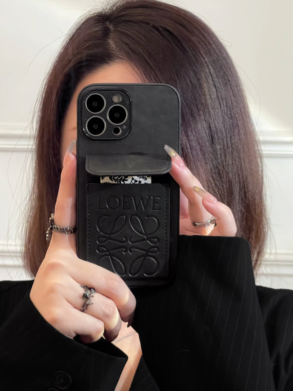 Luxusní černé pouzdro na iPhone s držákem na karty-LZP241448