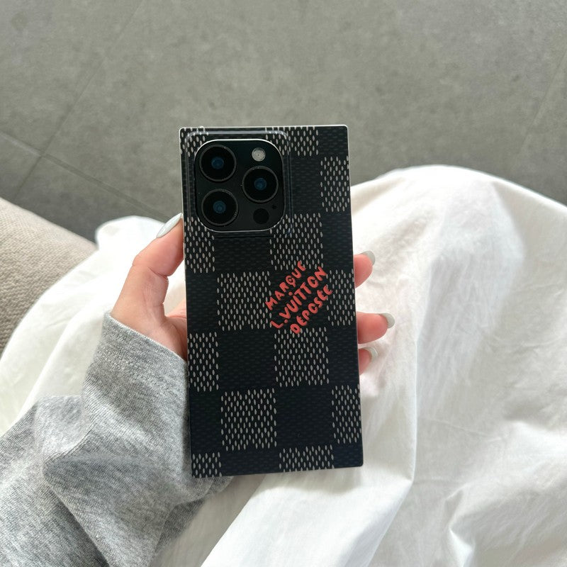 Luxusní černobílé čtvercové pouzdro na iPhone  