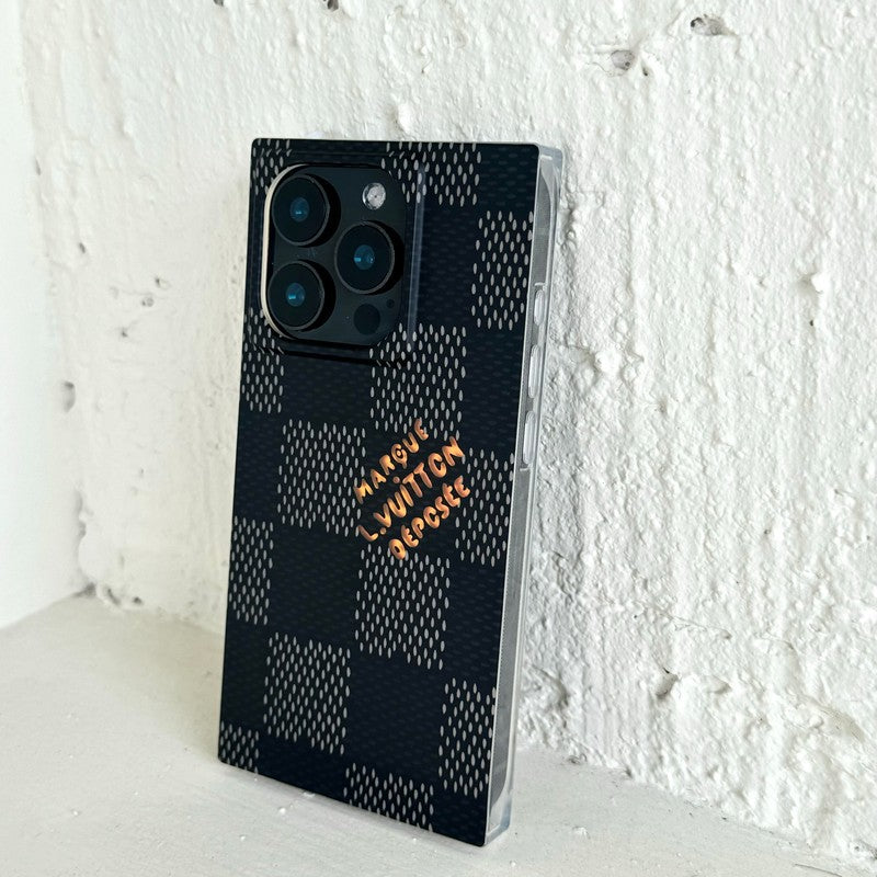 Luxusní černobílé čtvercové pouzdro na iPhone  