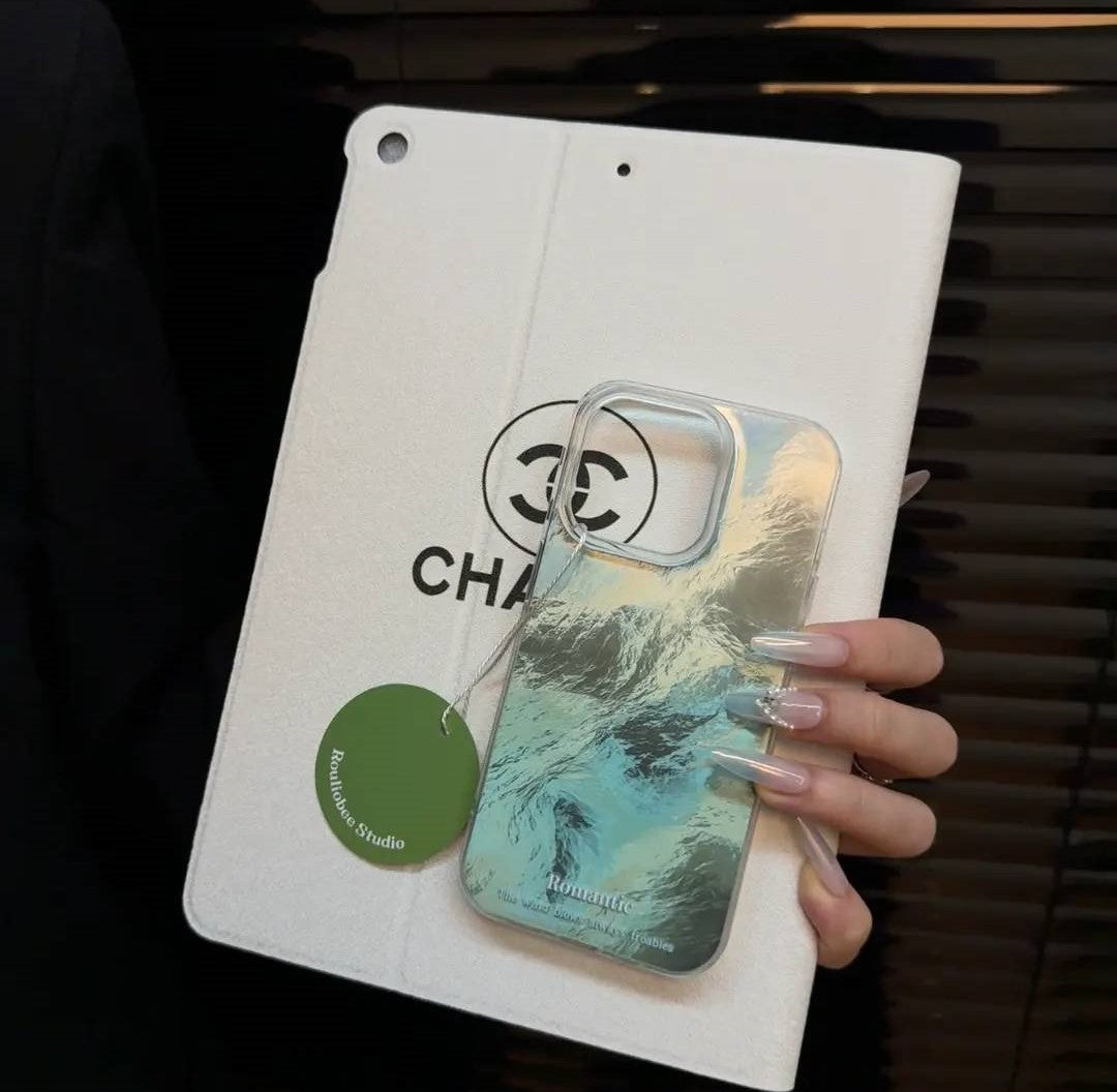 Coque iPhone Effet Glace Floue – Design Iridescent Style INS