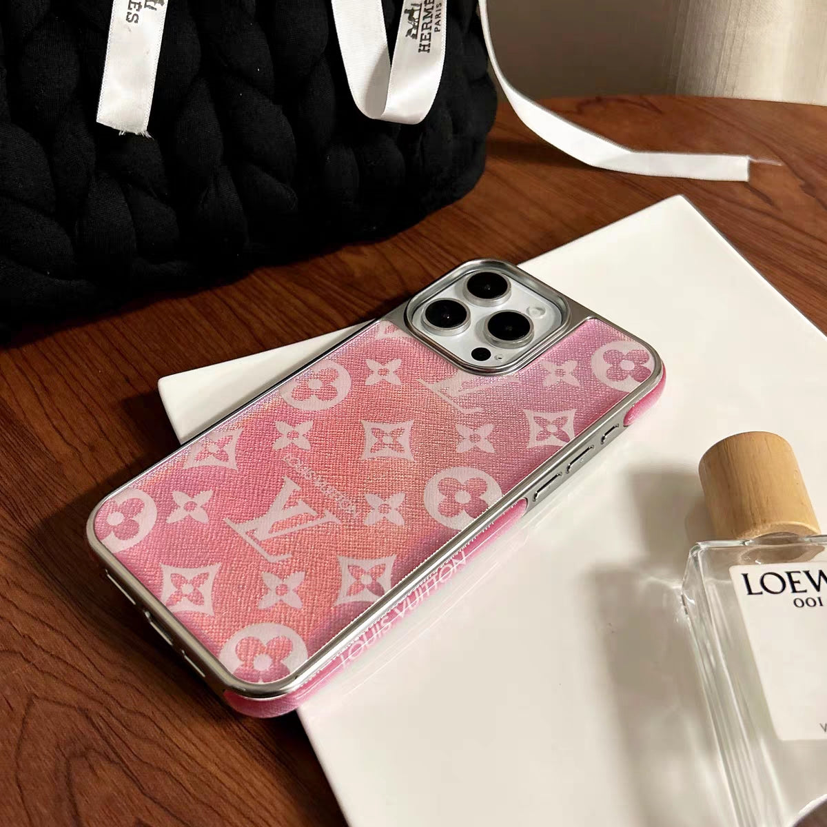 Le luxe sur votre téléphone – Élégant. Audacieux. Iconique. Coque iPhone