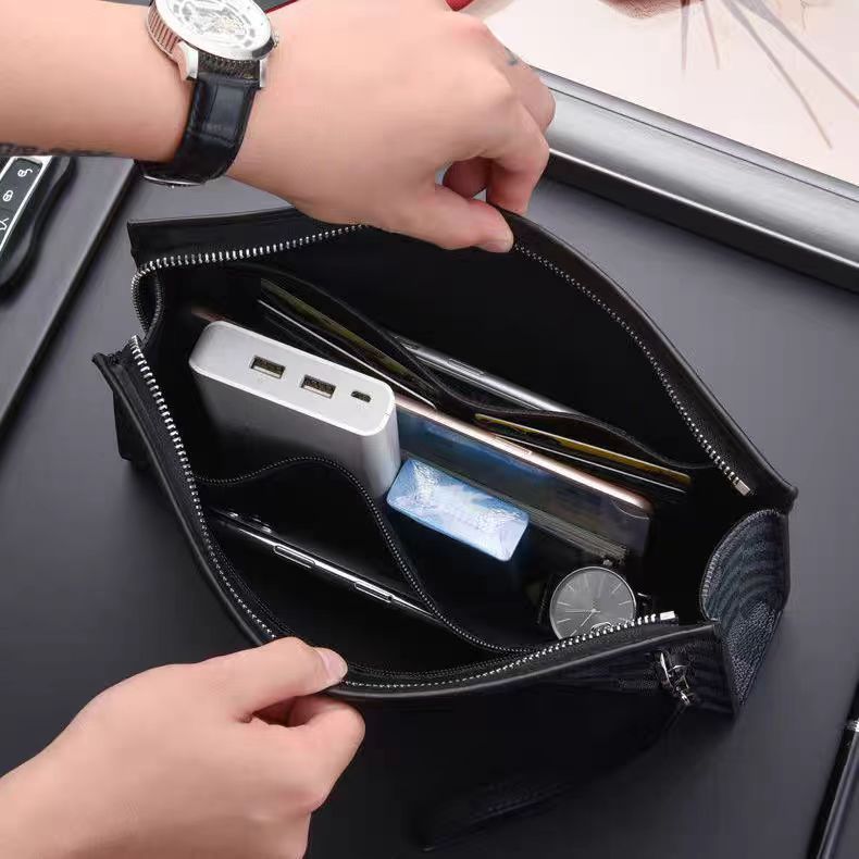 Pochette Monogramme Urbain