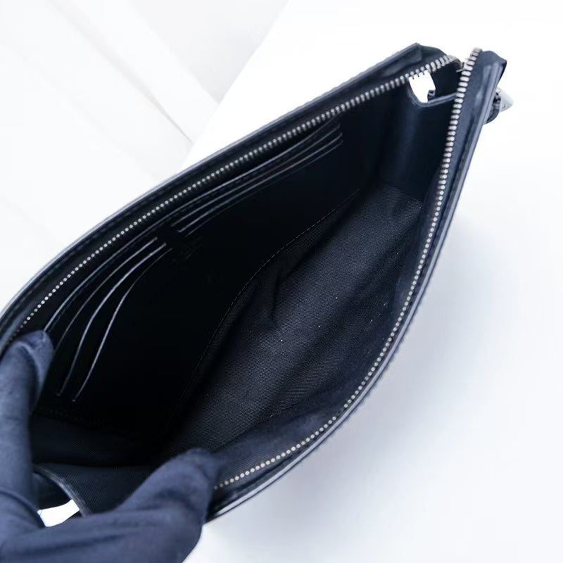 Pochette Monogramme Urbain