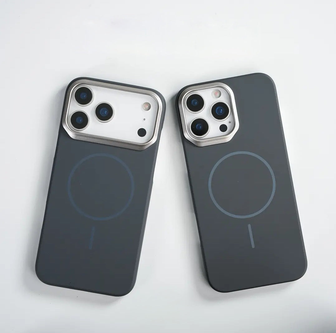 Nouvelle Coque de Téléphone Magnétique Ultra-Fine Effet Nu 08