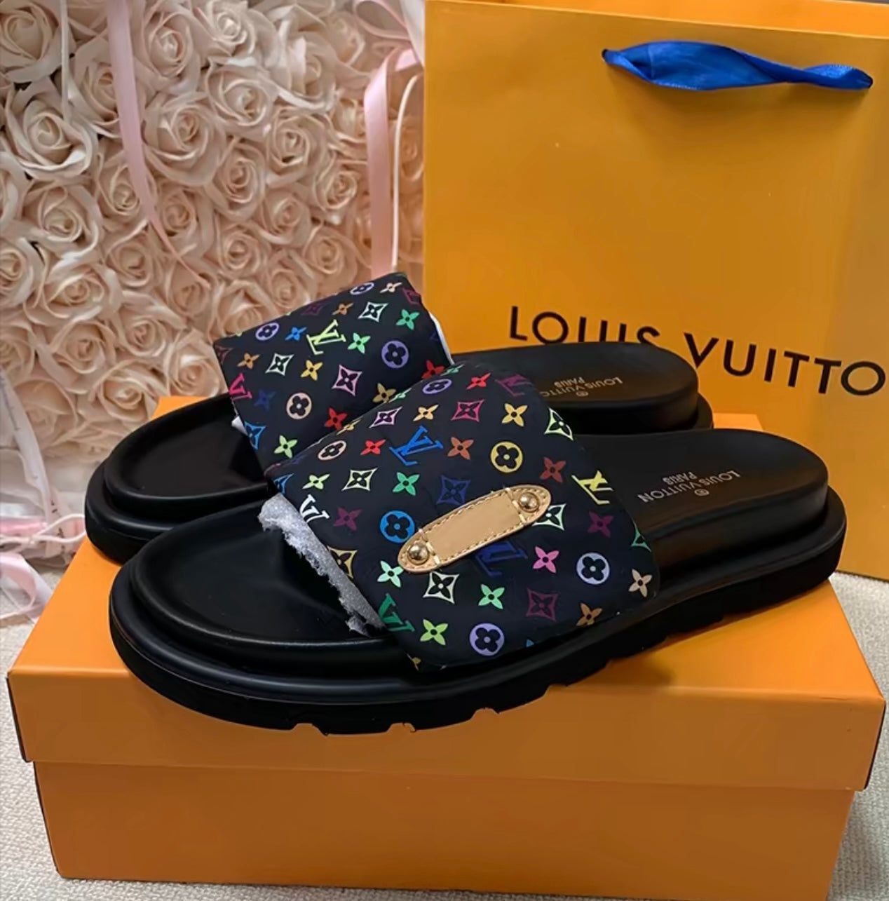 Trendy adjustable platform slippers with velcro straps