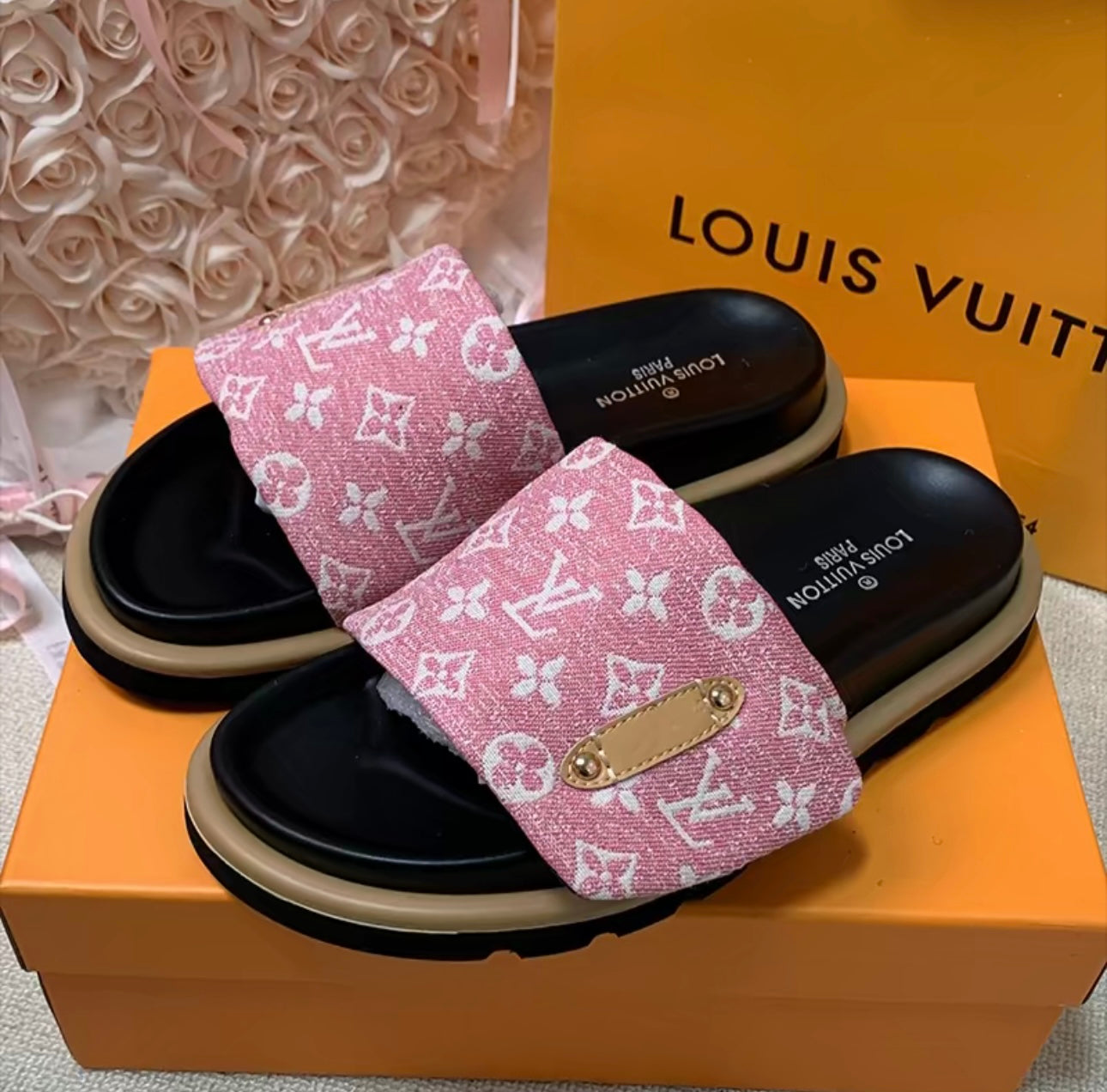 Trendy adjustable platform slippers with velcro straps