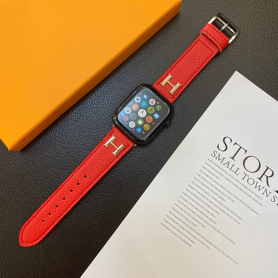 Řemínek z pravé vzorované kůže pro Apple Watch