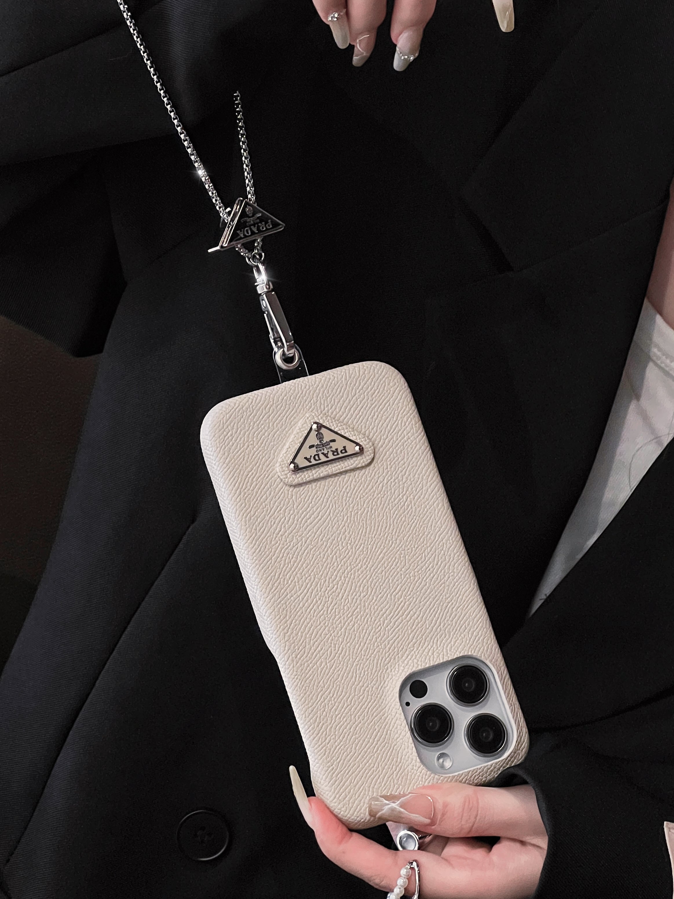 Étui de luxe en cuir pour iPhone à bandoulière