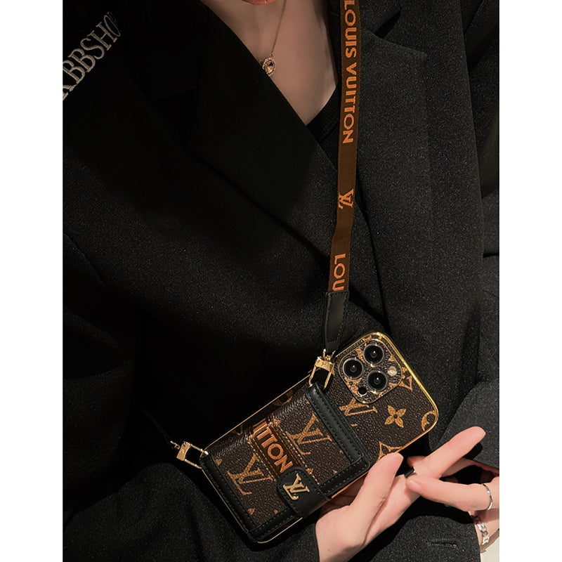 Coque iPhone de luxe avec chaîne