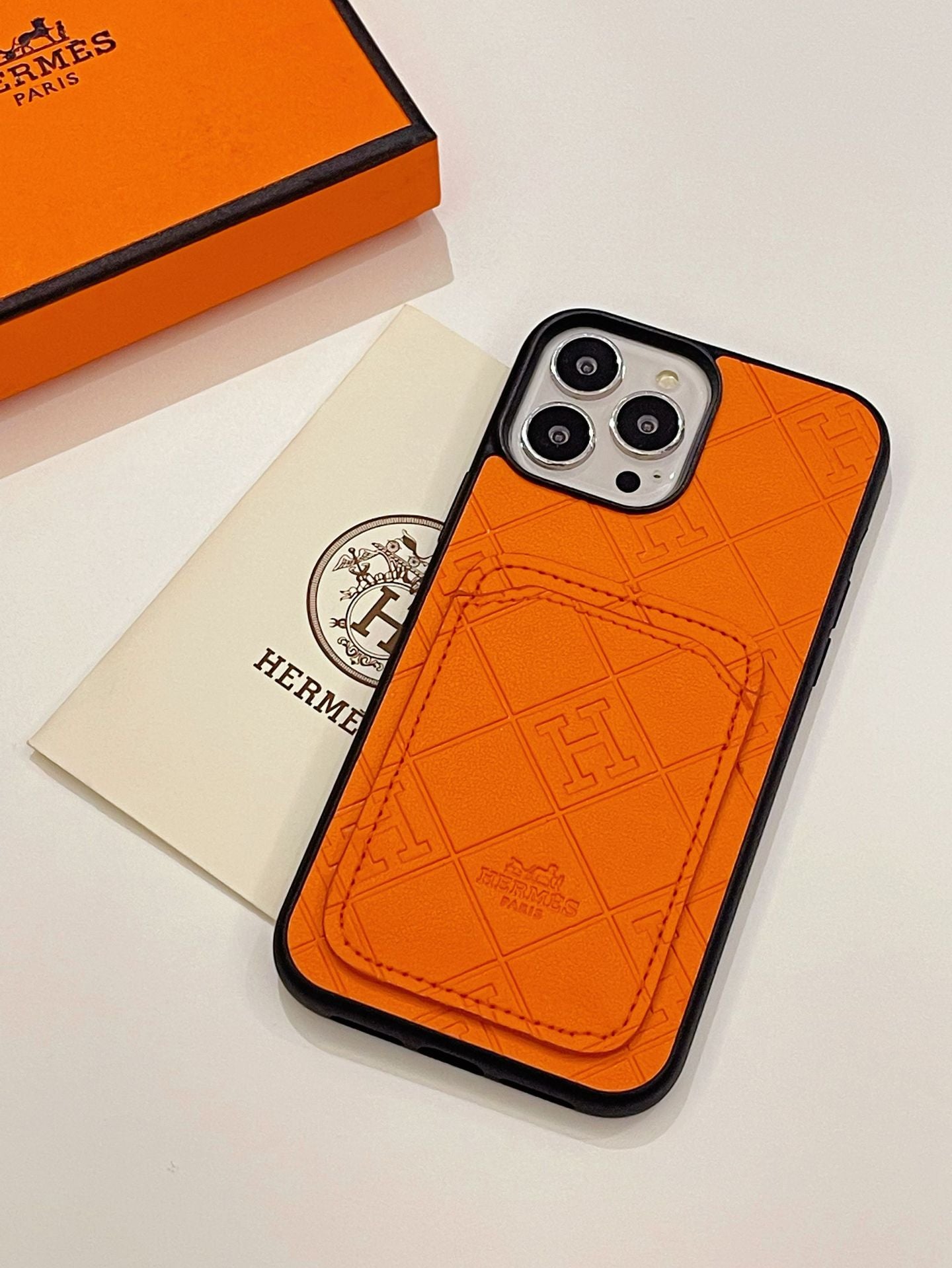 Étui iPhone porte-cartes en cuir H