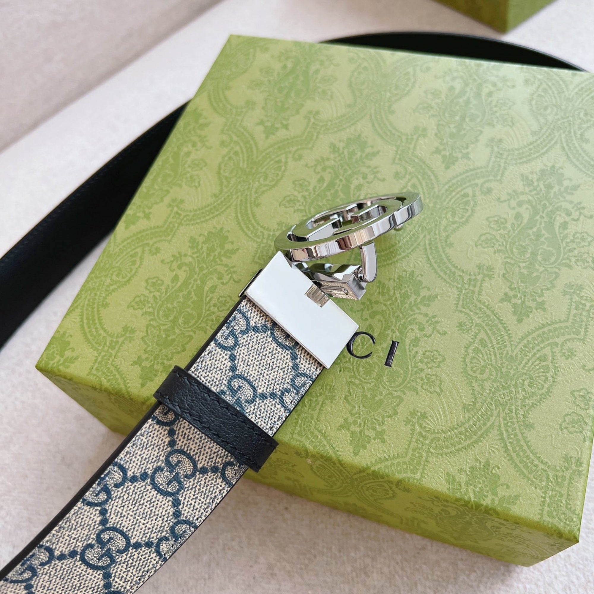 Men's Belt
