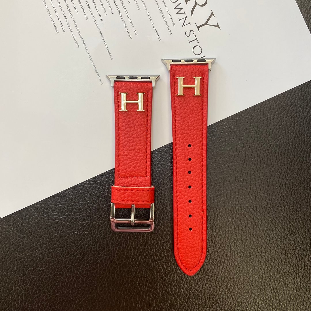 Řemínek z pravé vzorované kůže pro Apple Watch