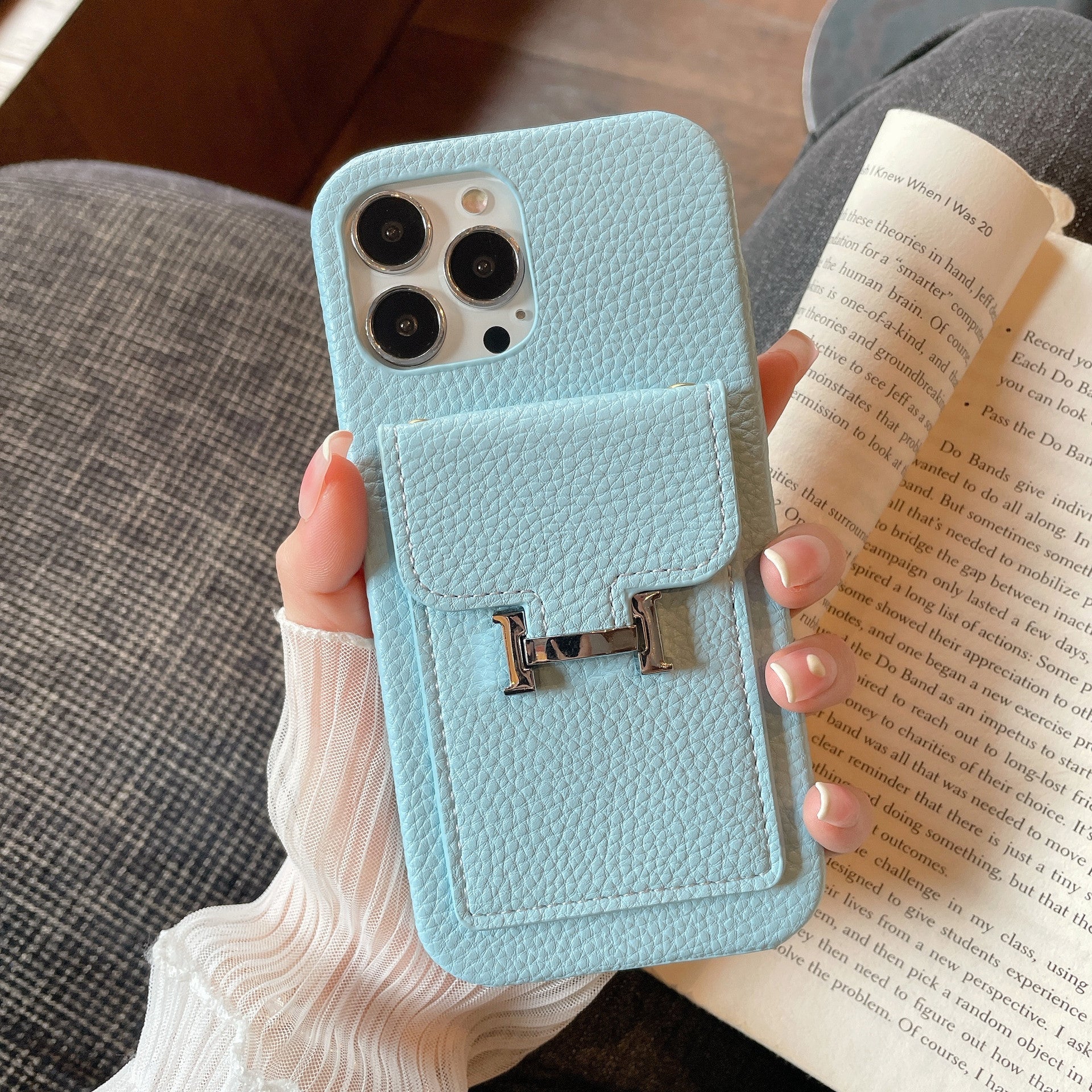 Pouzdro na iPhone z kůže H Card Holder