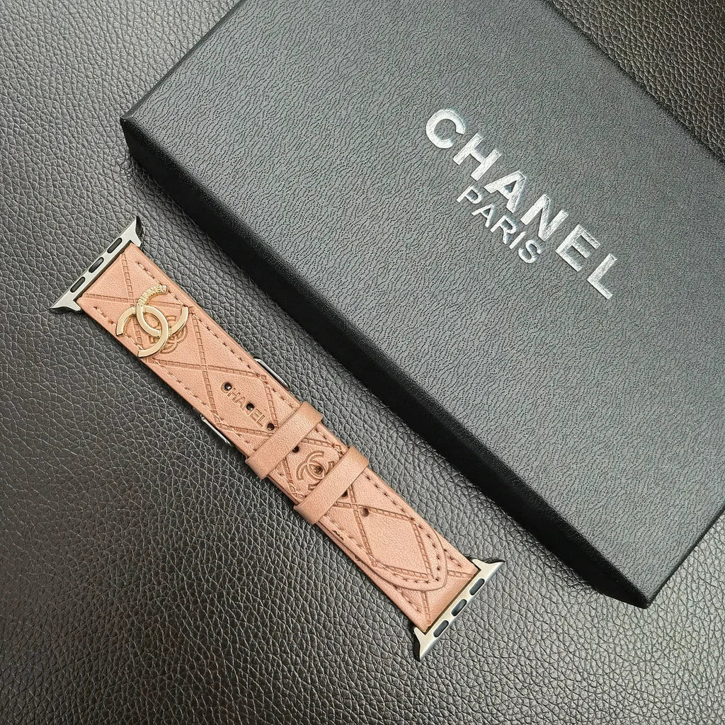 Luxusní zlatý monogramový 3D ražený kožený řemínek na Apple Watch