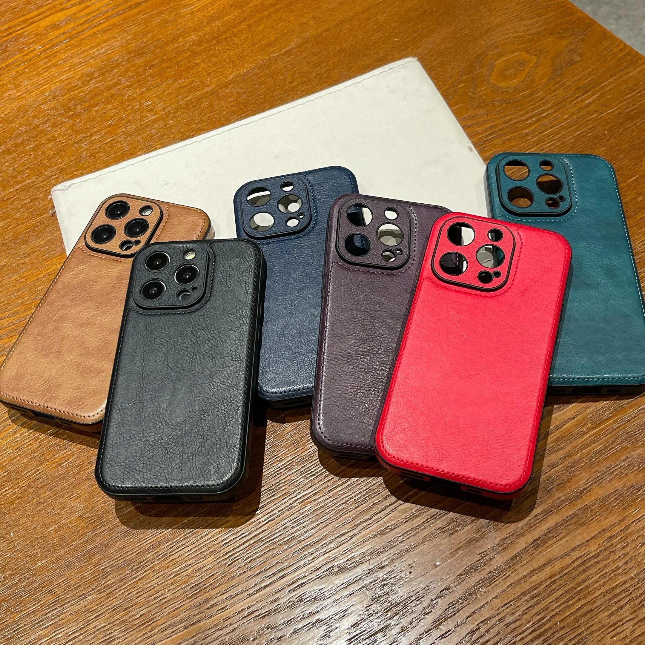 Coque iPhone en cuir vintage premium – Housse de protection antichoc toucher doux