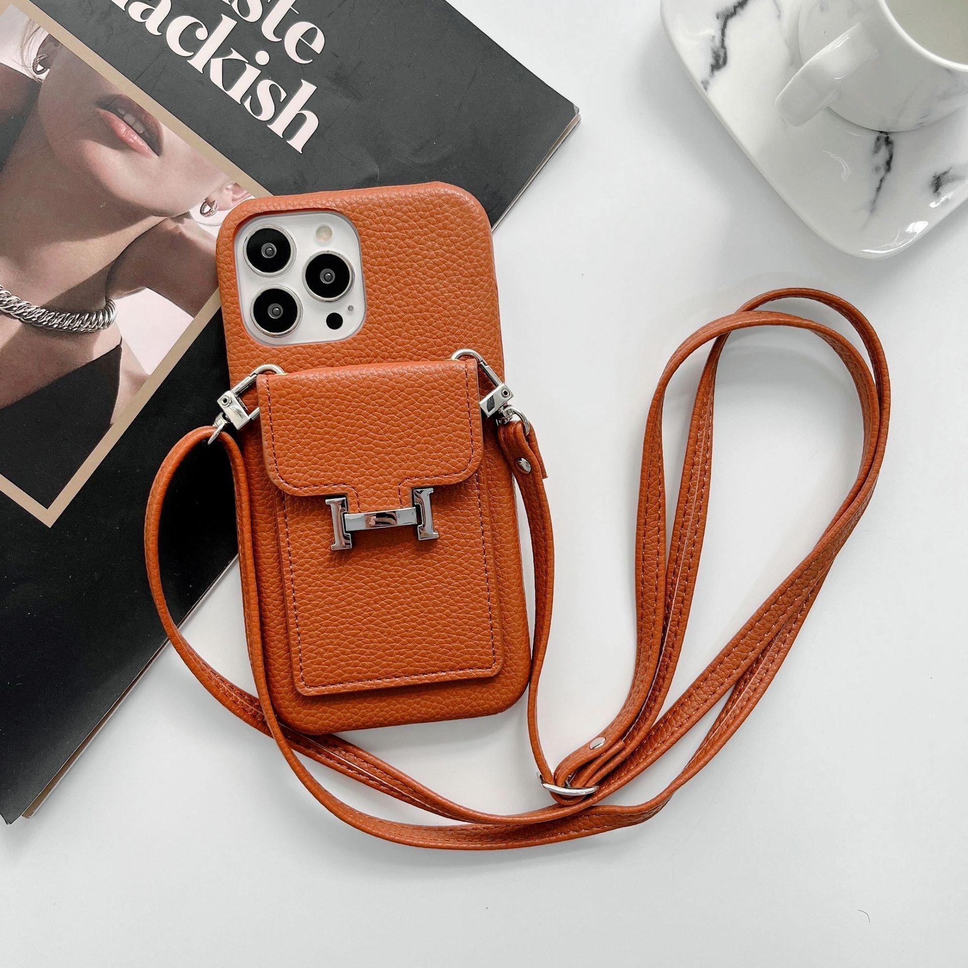 Étui iPhone en Cuir avec Chaîne Porte-cartes H