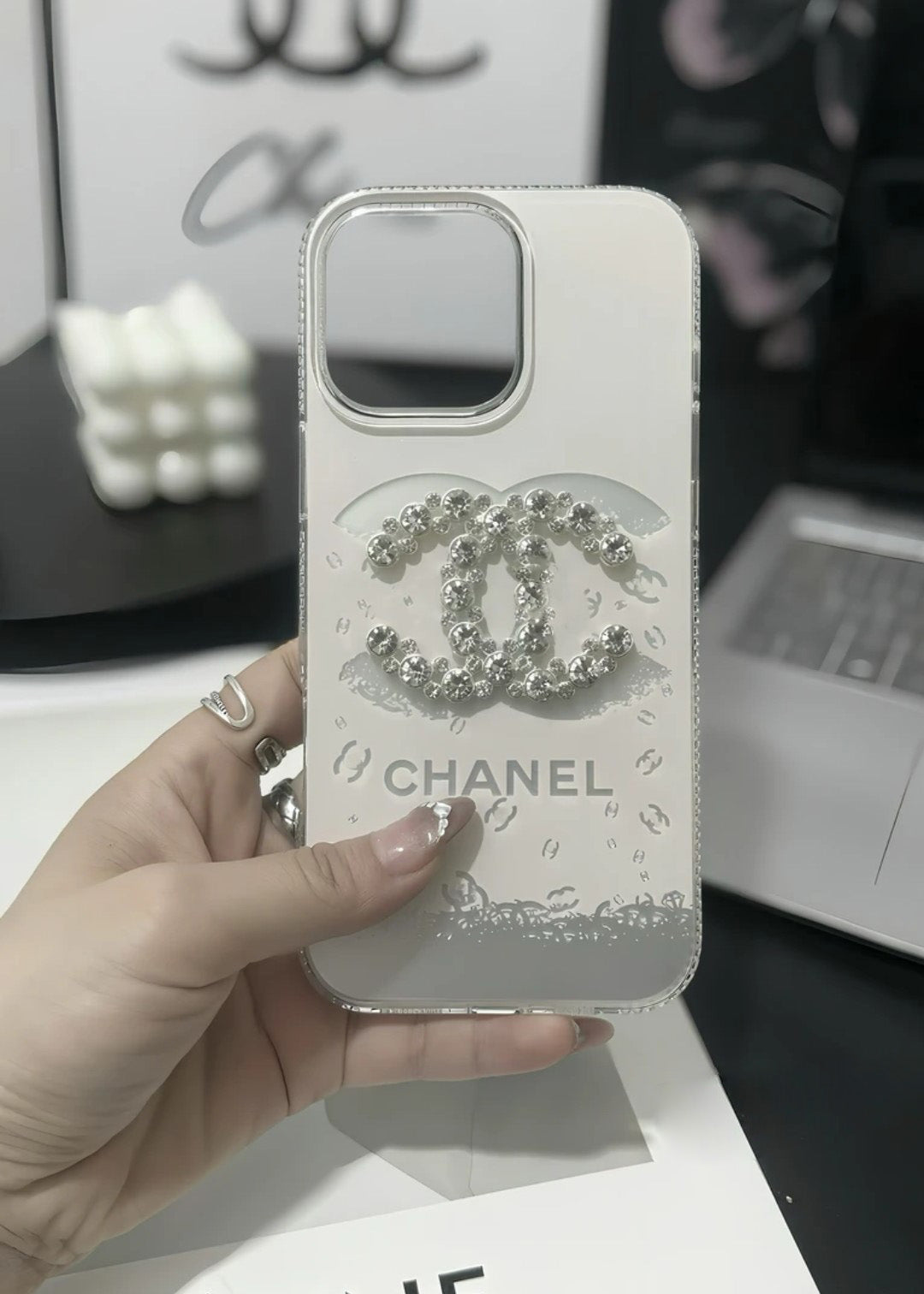 Coque élégante de luxe pour iPhone en cristal avec dragonne