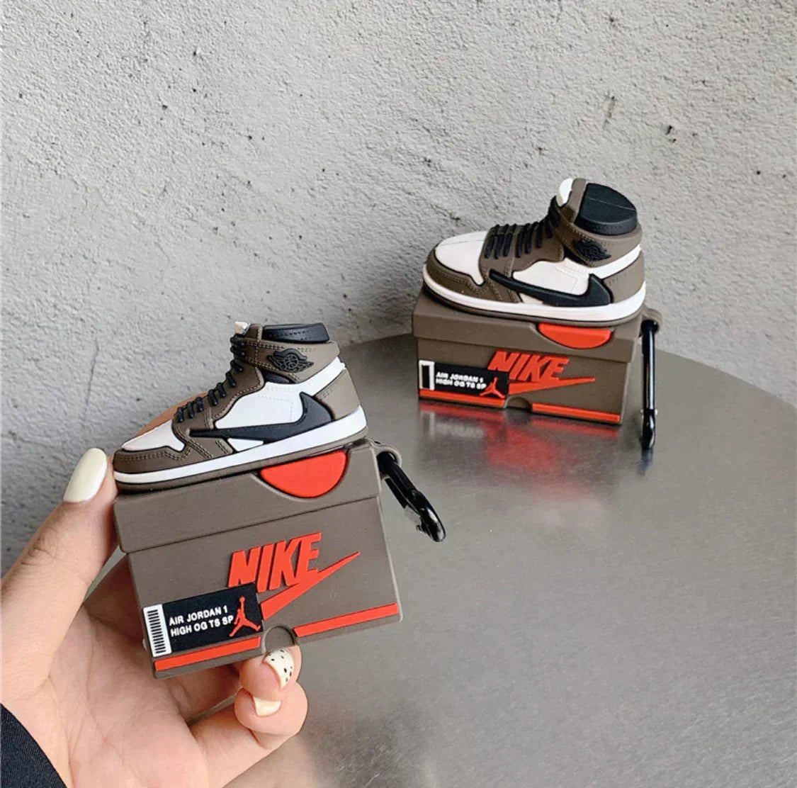 Pouzdra na AirPods Nike Jordan Limit
