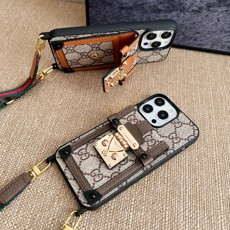 Étui de téléphone classique iPhone avec chaîne et sac pour cartes haut de gamme