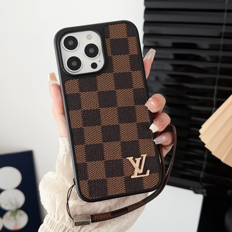 Étui iPhone Chaîne Main Classique Marron Luxe