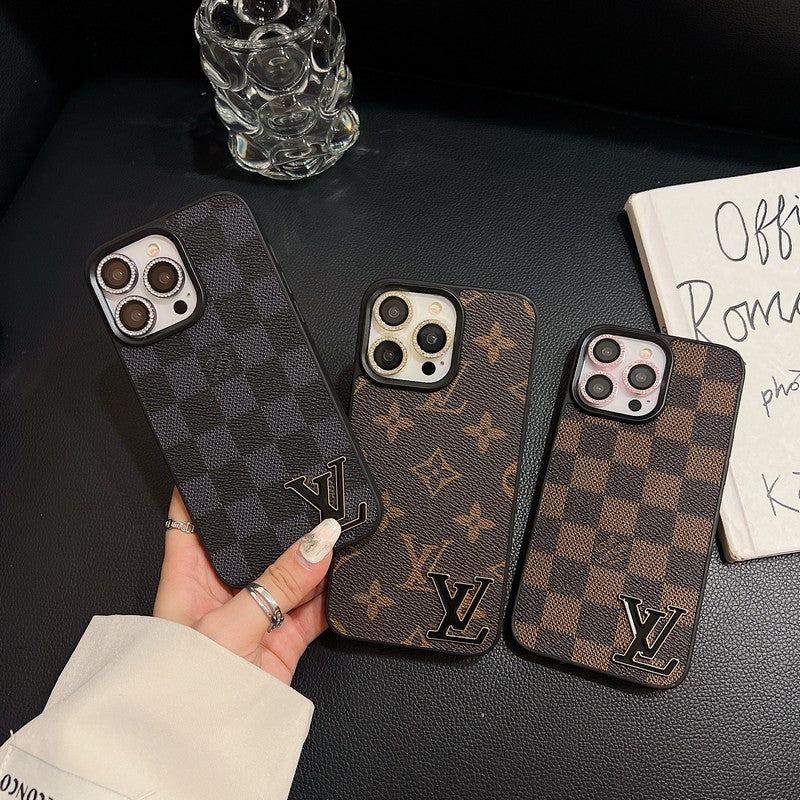 Luxusní černé kožené pouzdro na iPhone s logem  