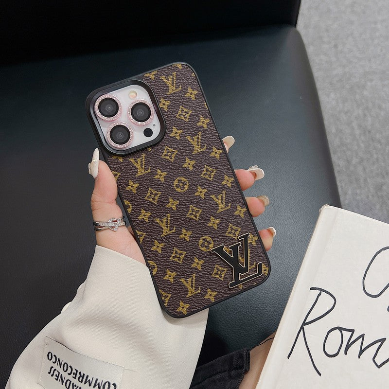 Luxusní černé kožené pouzdro na iPhone s logem  