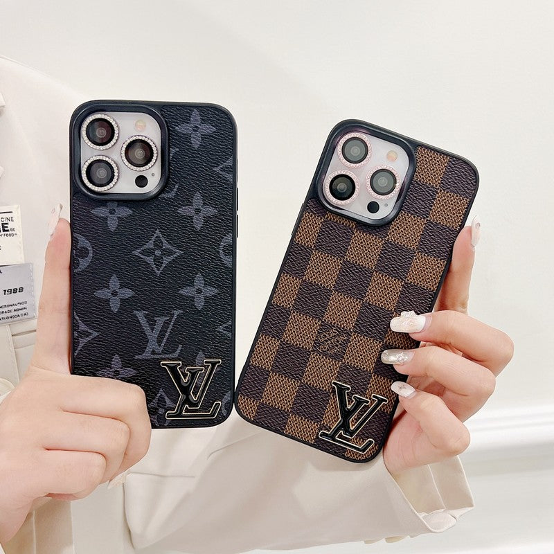 Luxusní černé kožené pouzdro na iPhone s logem  