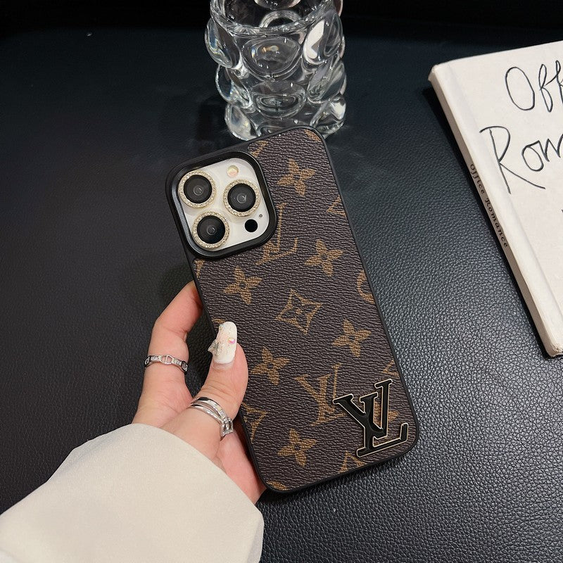 Luxusní černé kožené pouzdro na iPhone s logem  