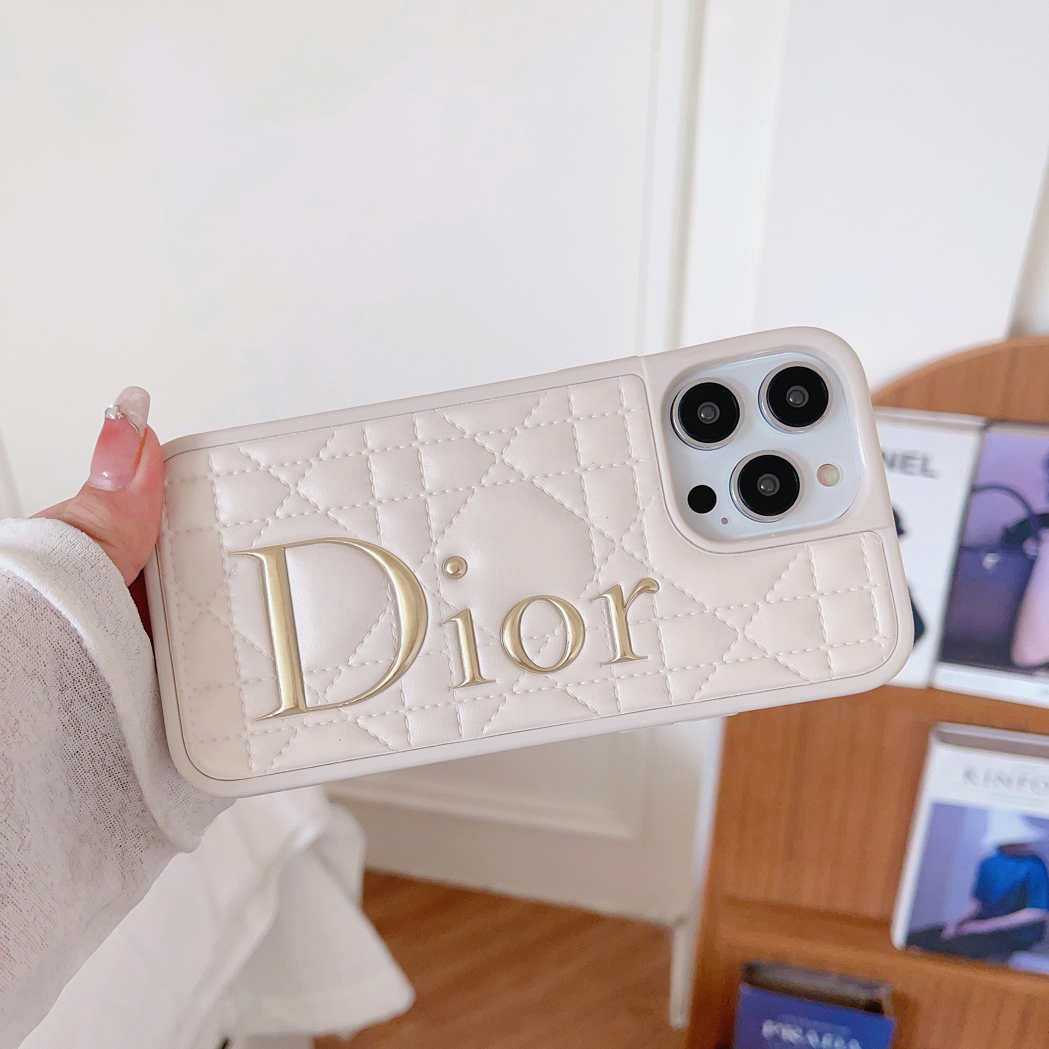 Étui iPhone en cuir avec logo Fashion Gold