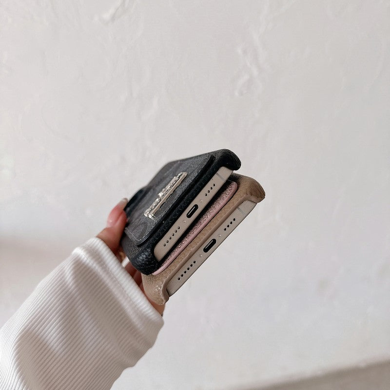 Klasické kožené pouzdro na iPhone s držákem karet