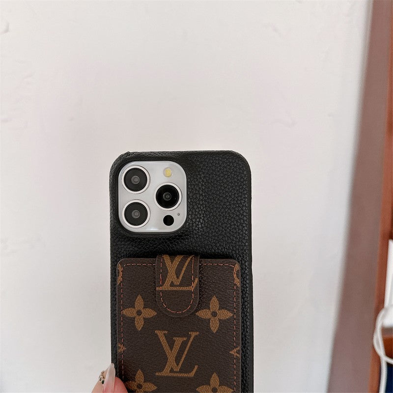 Luxusní pouzdro na iPhone přes rameno s řetízkem a kapsou na karty