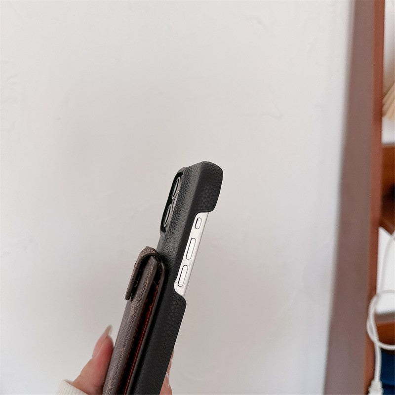Luxusní pouzdro na iPhone přes rameno s řetízkem a kapsou na karty