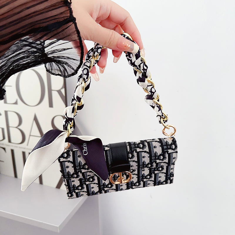 Coque iPhone Chaîne Foulard Sac Tendance