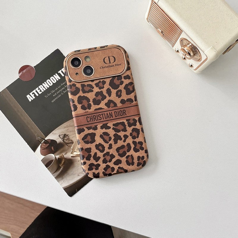 Étui iPhone en cuir marron tendance