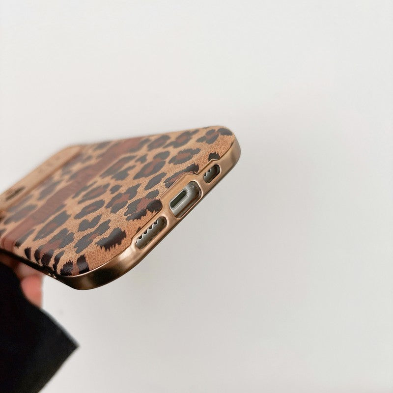 Étui iPhone en cuir marron tendance