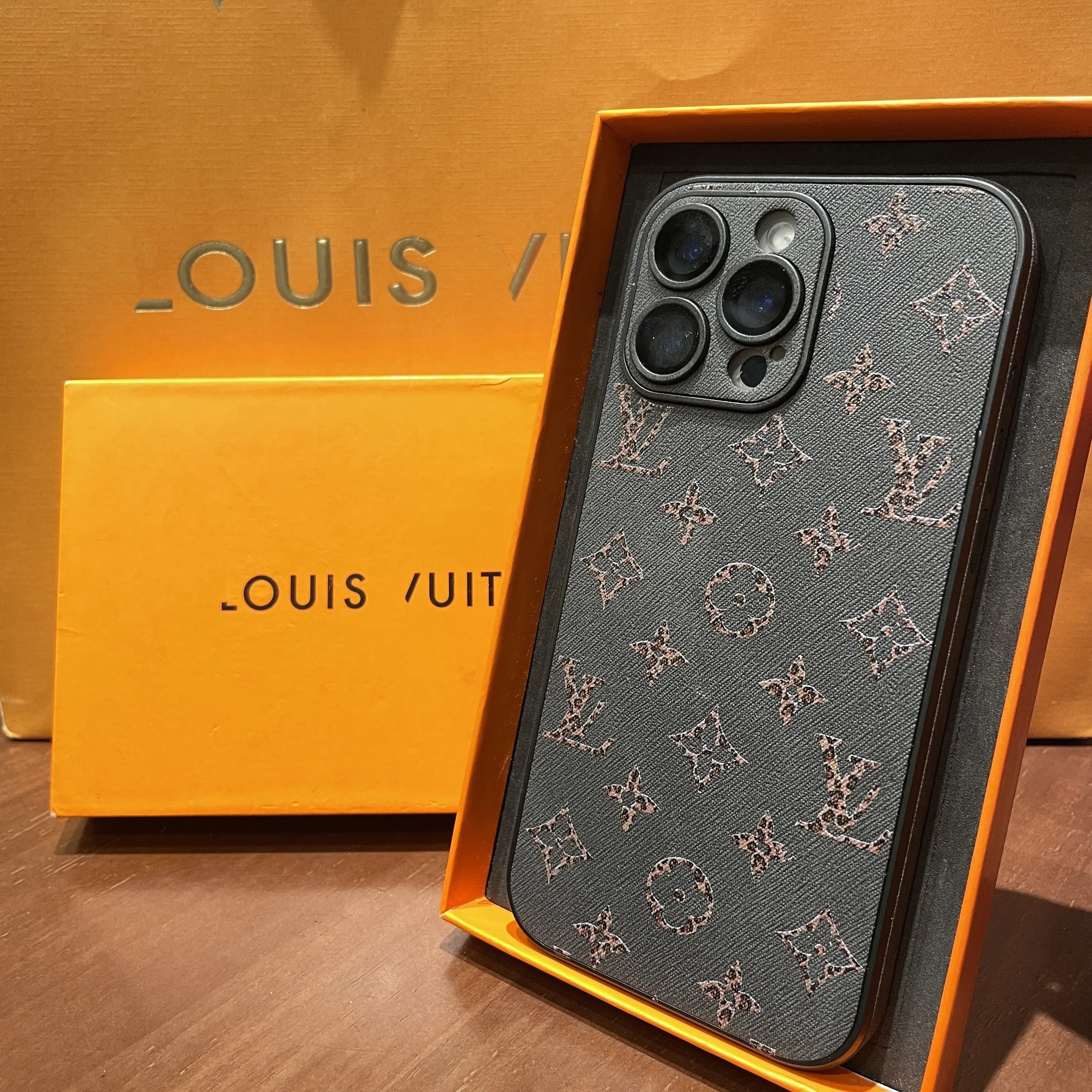 Étui de téléphone en cuir de style enveloppe vintage