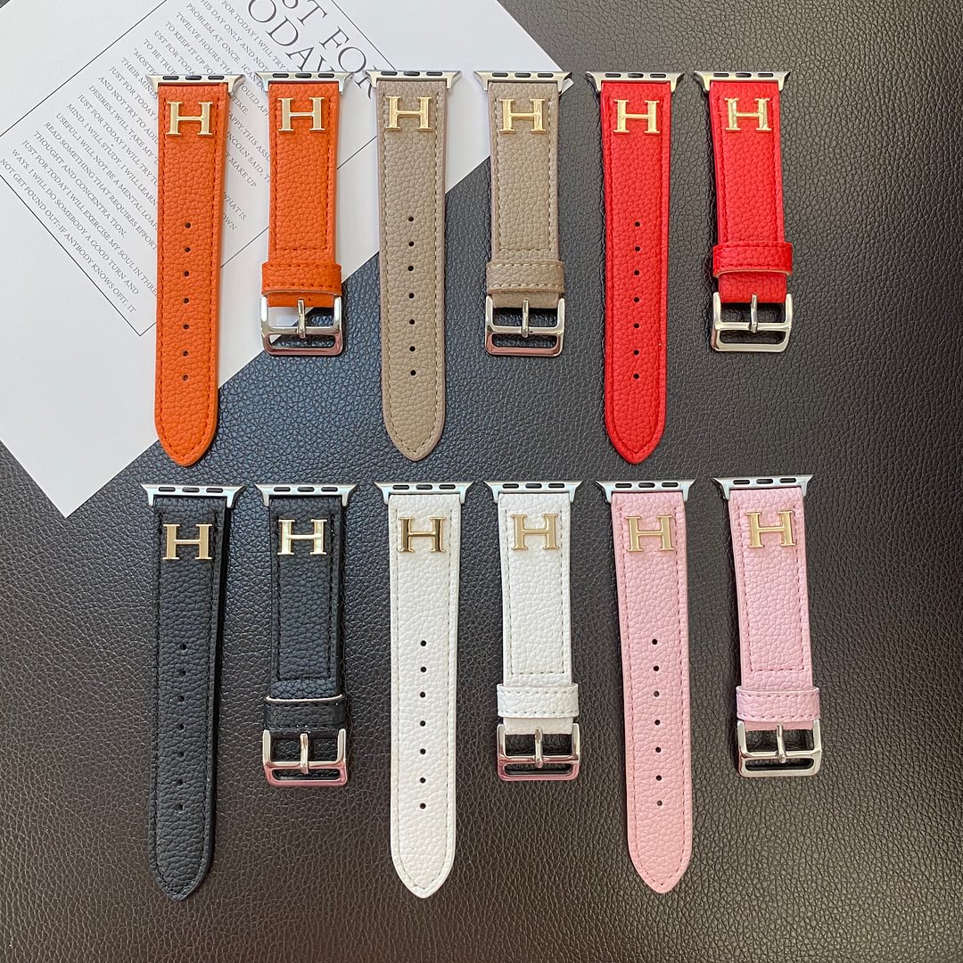 Řemínek z pravé vzorované kůže pro Apple Watch