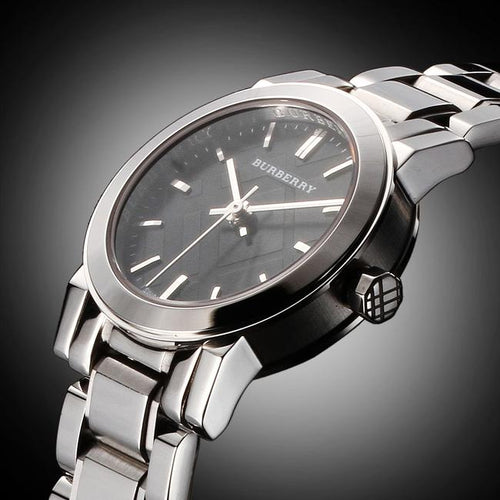 Montre Burberry noire 26 mm pour femme