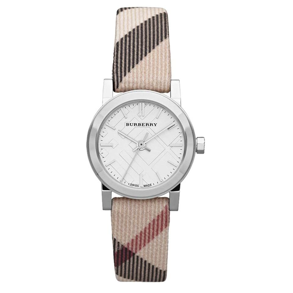 Burberry Damen Armbanduhr Silver Nova Check 26mm