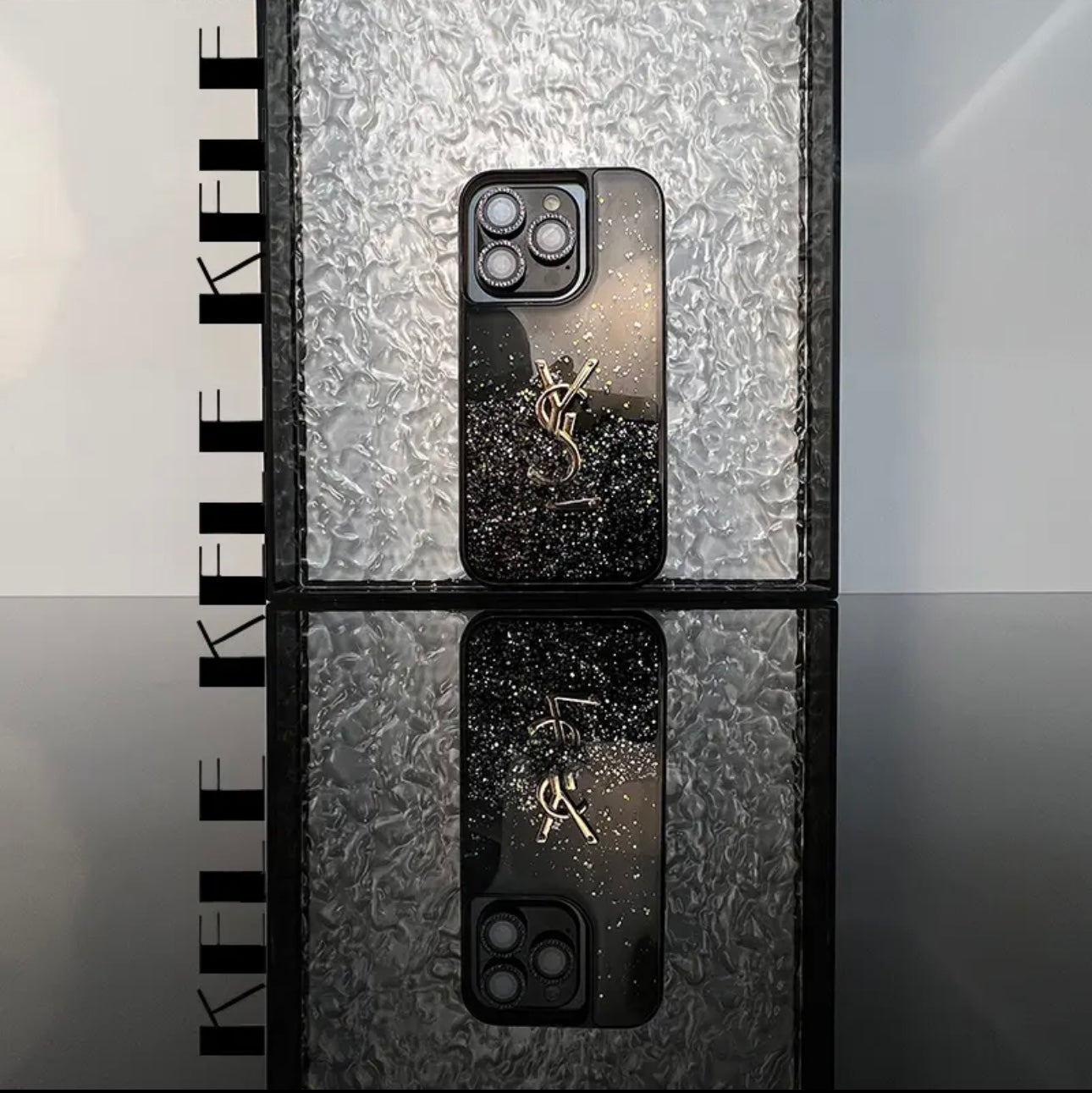 Nouvelles tendances : Coque iPhone Shine x Mono