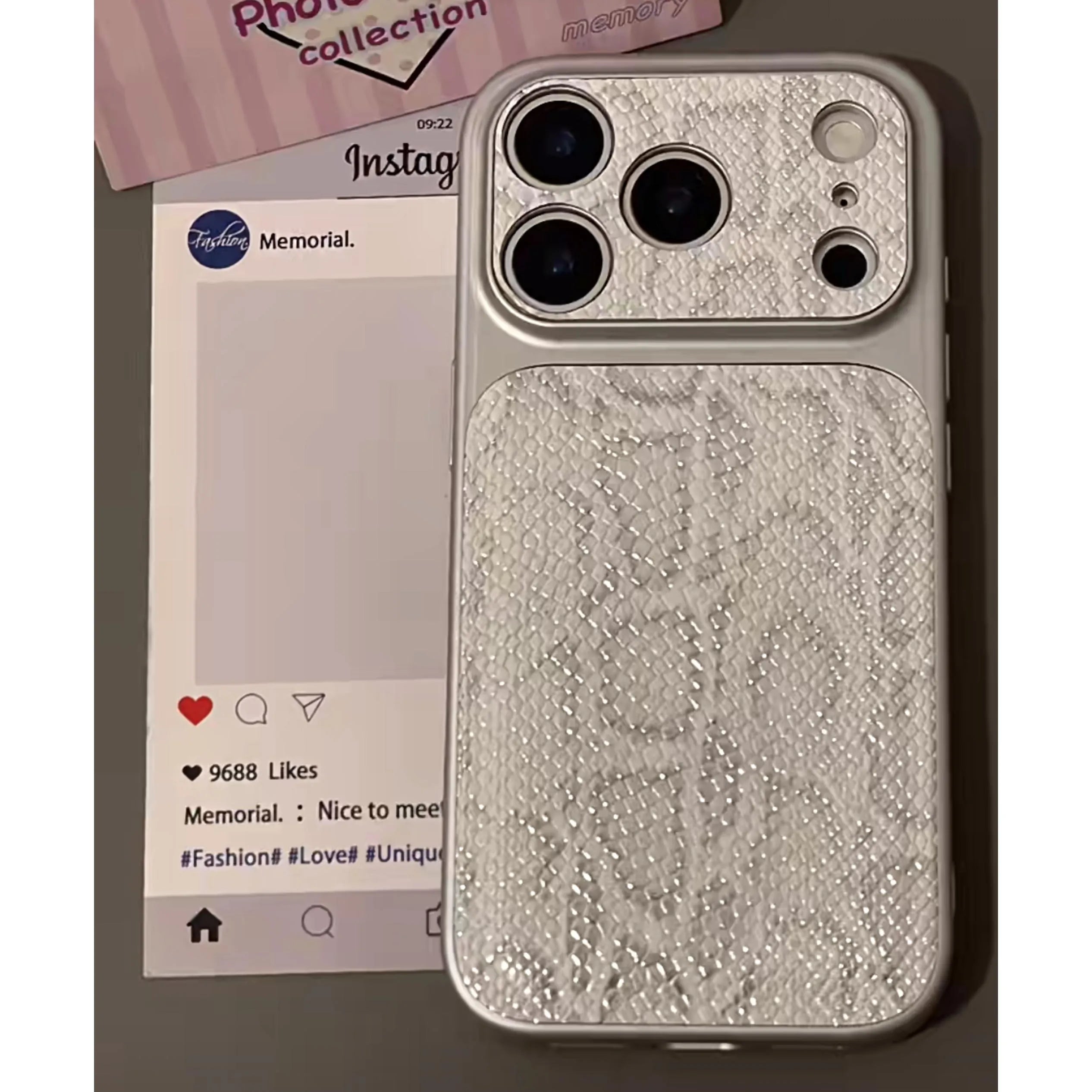 Luxuriöse iPhone-Hülle in Schlangenhautoptik