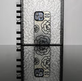 Pouzdro na iPhone inspirované kamélií s unikátním designem